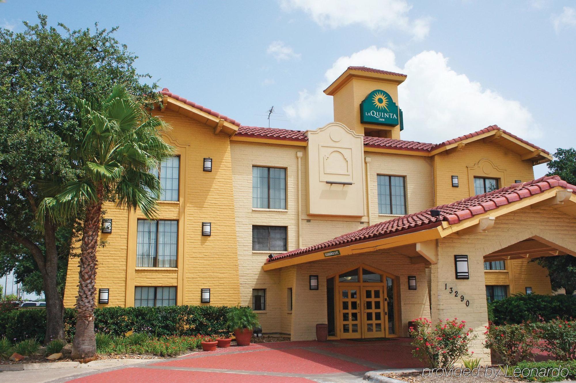 Travelodge By Wyndham Houston Cy-Fair Exterior photo